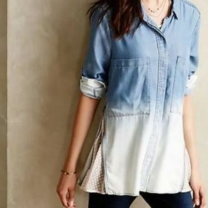 HOLDING HORSES Anthropologie Ombré Chambray Denim Tencel Button Down Top D19